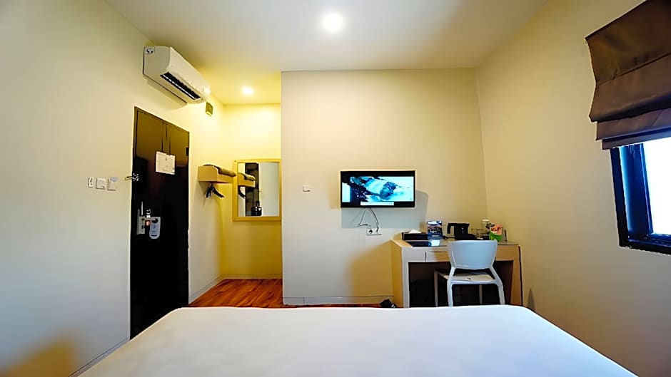 Hotel 88 Mangga Besar Raya 120 Jakarta By WH