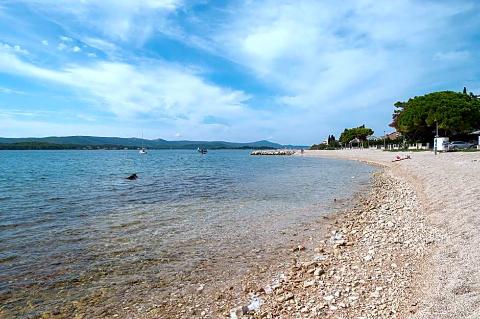 Molum Hotel & Residences