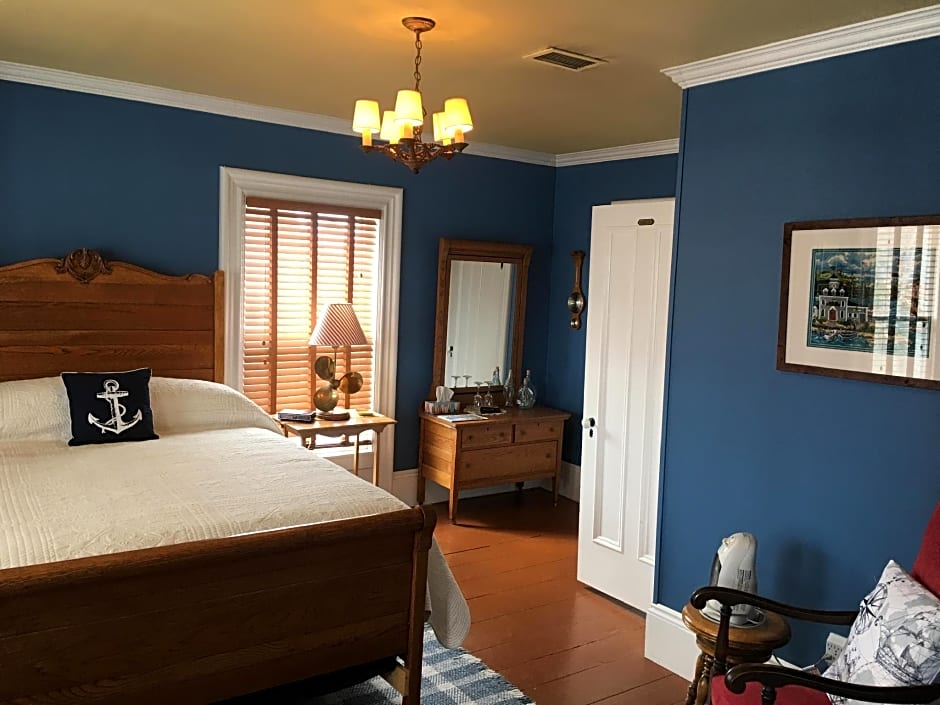 A Seafaring Maiden Bed and Breakfast