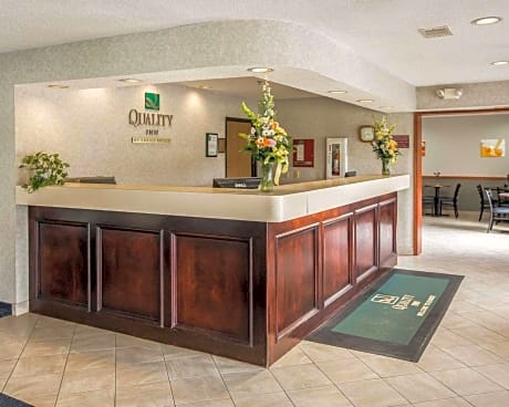 Quality Inn - Dundee