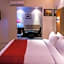 Glee Hotel