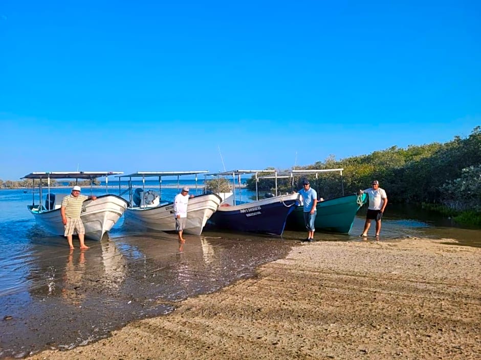 Hotel- Whale Tours and Sport fishing Vista Mag-Bay