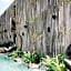 Lloyd's Inn Bali