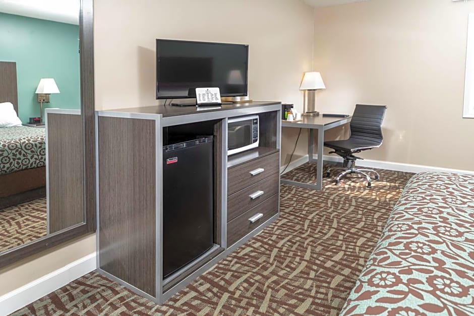BridgePointe Inn & Suites by BPhotels, Council Bluffs, Omaha Area