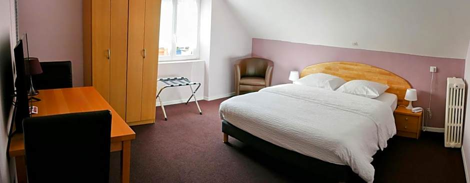 HOTEL RESTAURANT COLLIN