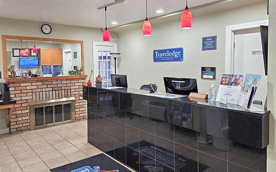 Travelodge by Wyndham Wenatchee