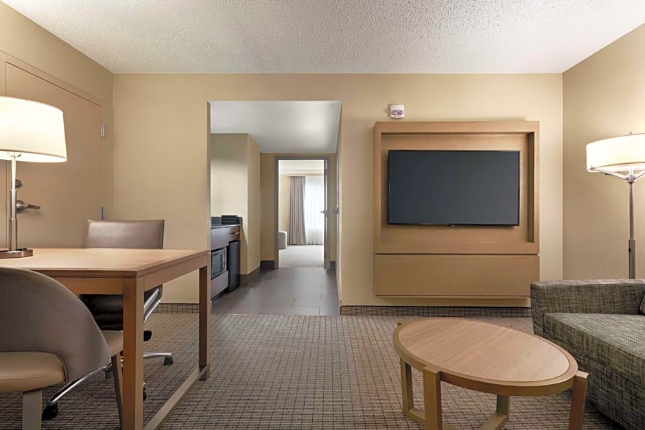 Embassy Suites By Hilton Hotel Cleveland-Rockside