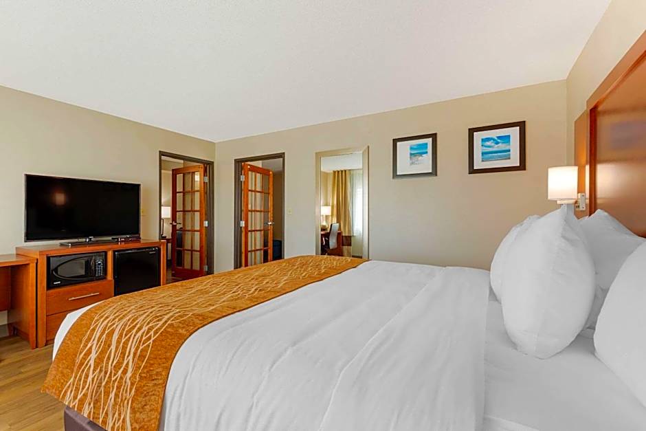 Comfort Inn & Suites Milford