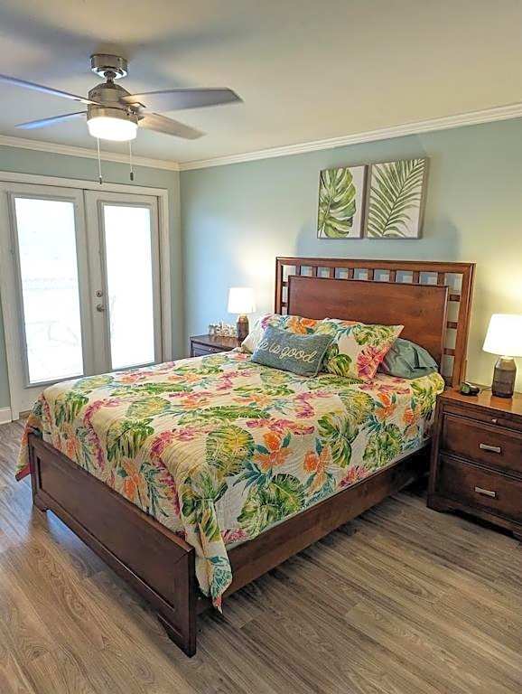 Biloxi Beach Condo-B