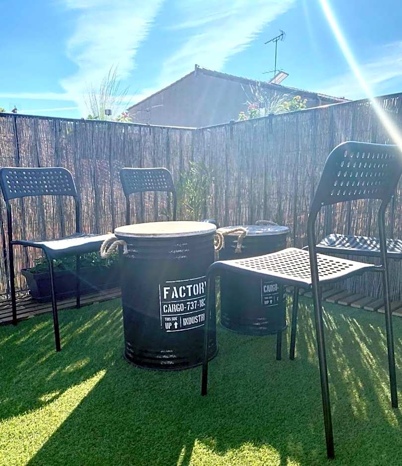 Rooftop Face à la Cité 'RFC'