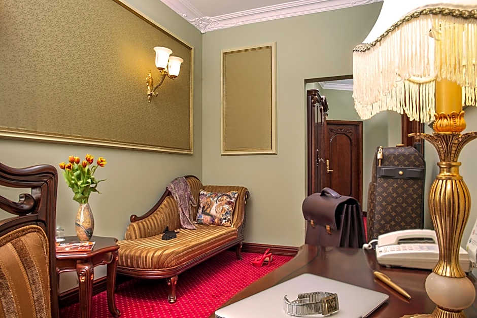 Staro Hotel
