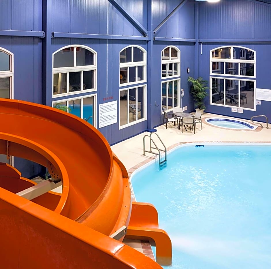 Radisson Hotel & Suites Fort Mcmurray