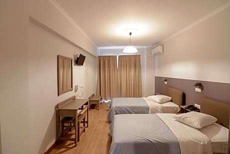 Triple Room with Bathroom