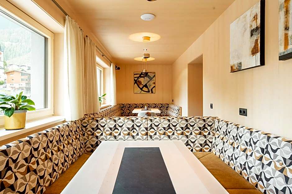 Aparthotel Saladina