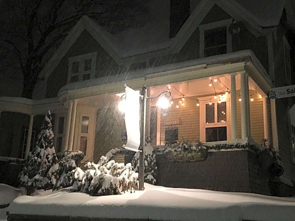 La Maison de Ville - bed & bistro