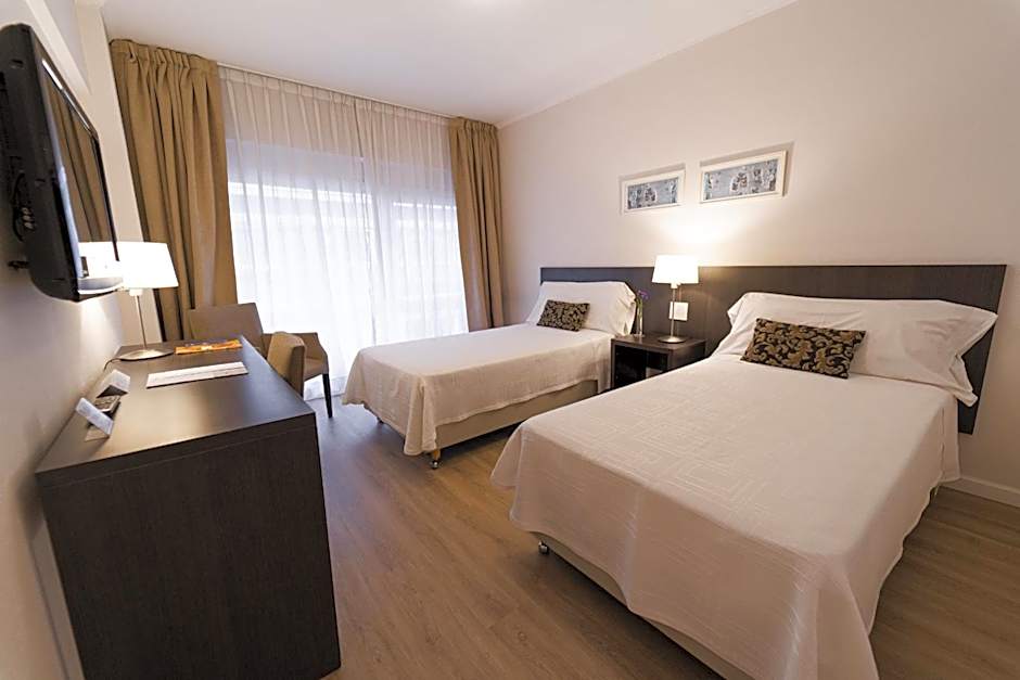 El Conquistador Hotel