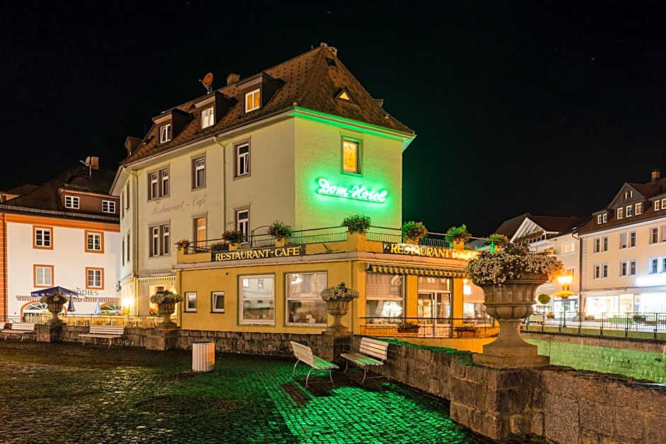 Dom-Hotel