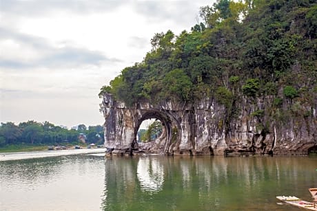 Crystal Orange Hotel Guilin Two Rivers Four Lakes Elephant Trunk Hill