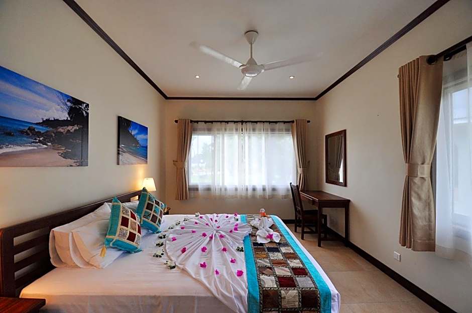 Cote d'Or Footprints