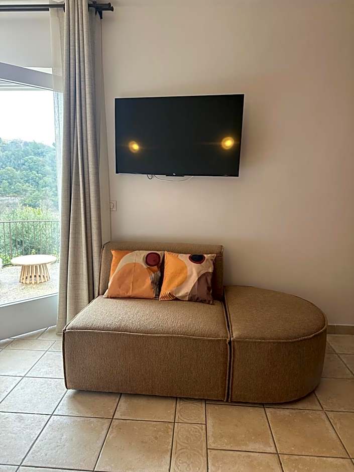 Mas des Romarins, The Originals Relais
