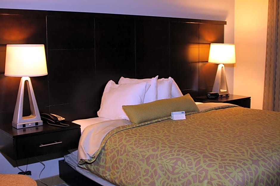 Staybridge Suites Syracuse Liverpool, an IHG Hotel