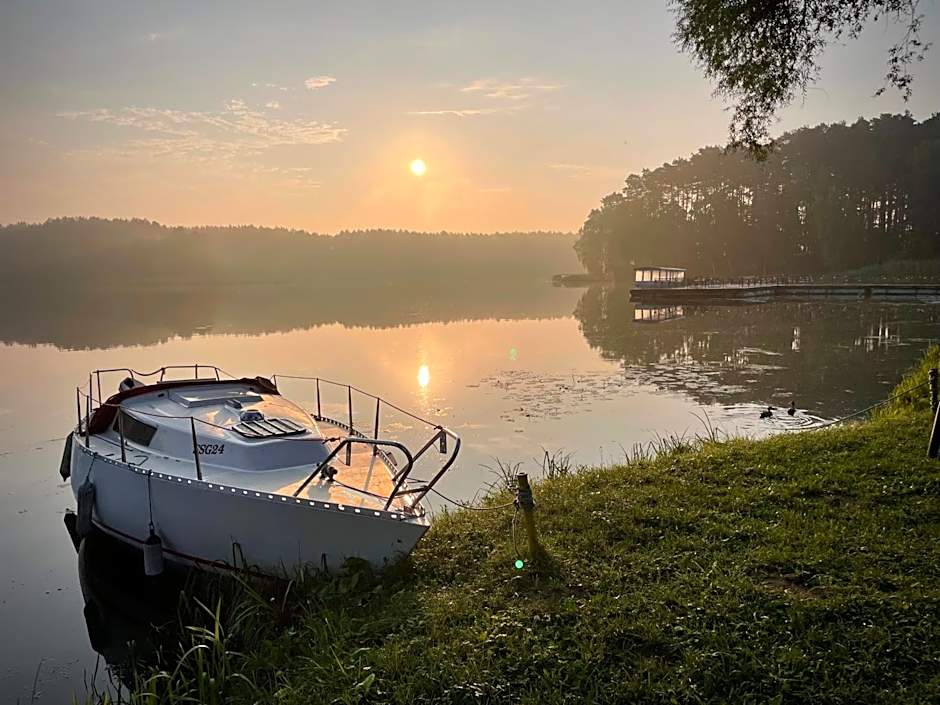 Ośrodek Wypoczynkowy "Julia" w Samociążku