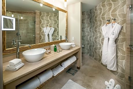 Condo Suite City View - 1 Bedroom 1King Bed