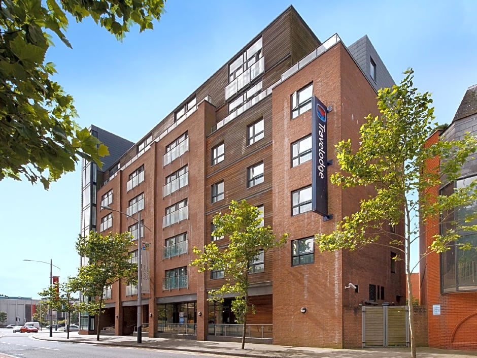 Travelodge Swansea Central