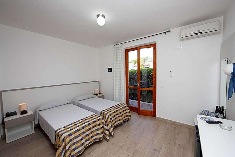 Hotel Thomas – Marina di Campo, SD