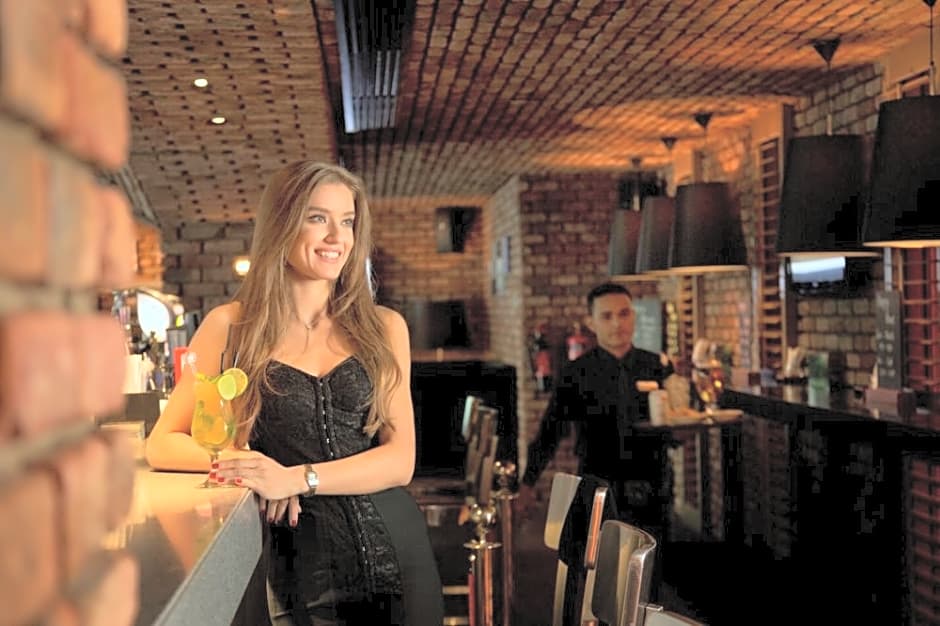 Yas Plaza Marina By Ihg