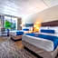 Breakers Hotel & Suites