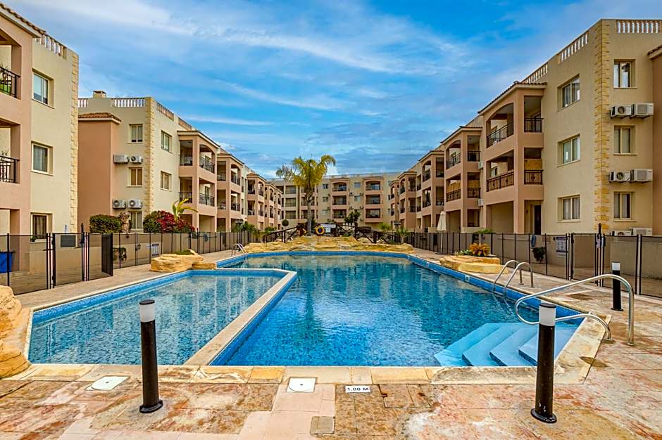 Sunny View - A Stunning Apartment with private rooftop