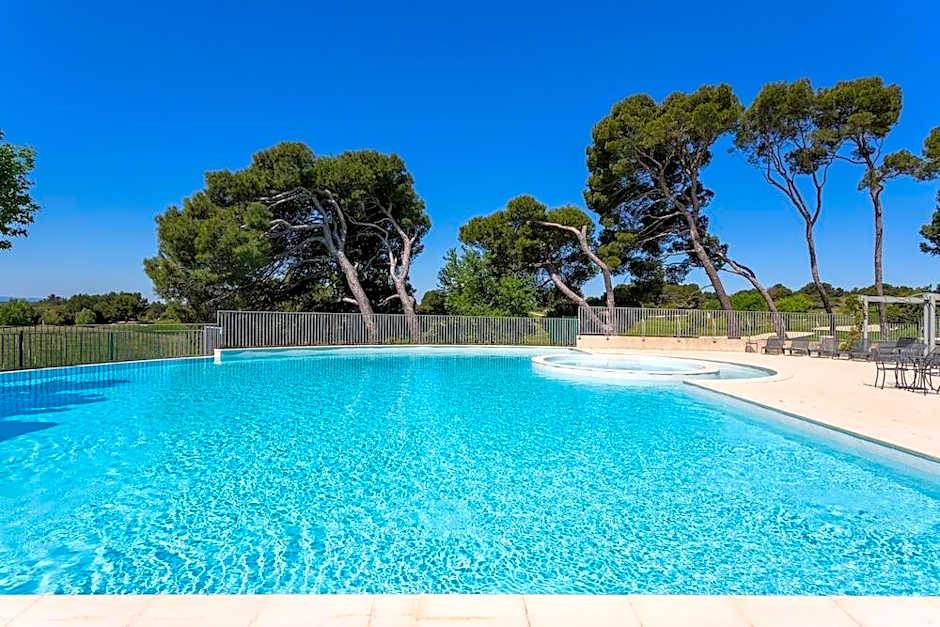 Le Domaine De Provence Country Club