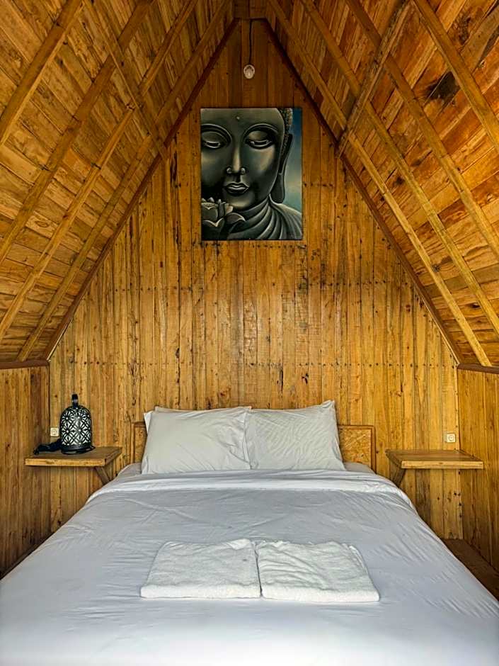 Black Lava Hostel and Lodge