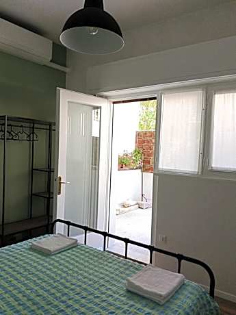 Deluxe Double Room with Shower