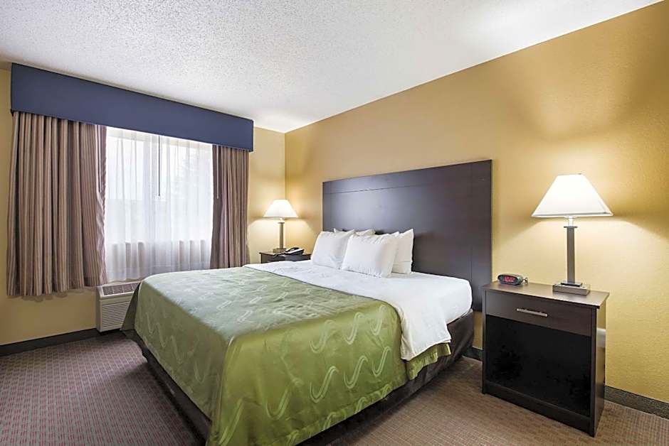 Quality Inn & Suites Menomonie