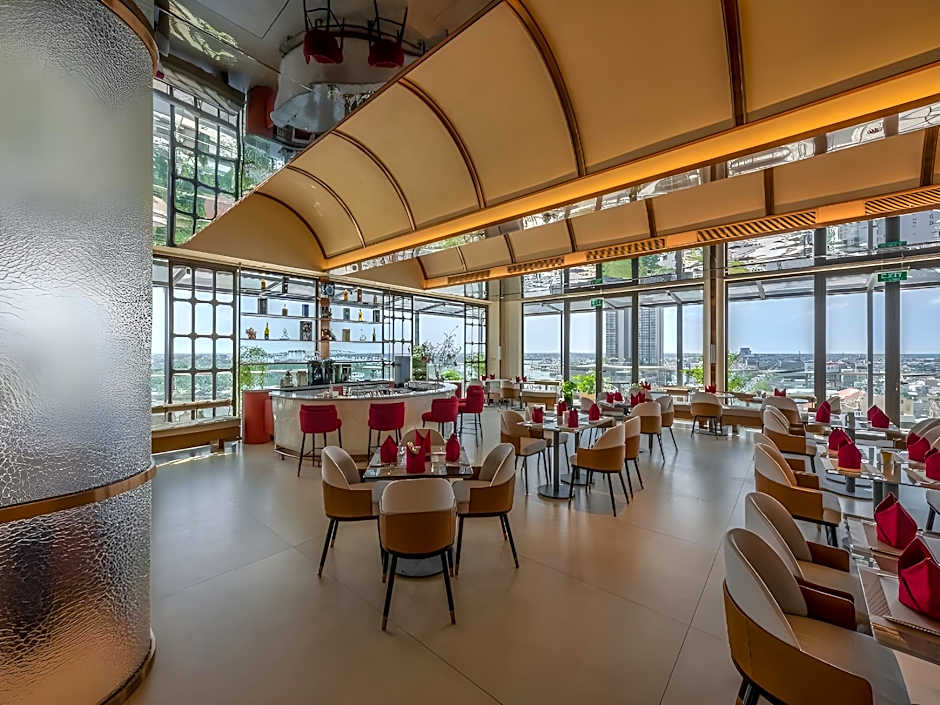 The Iris Signature Hotel and Spa
