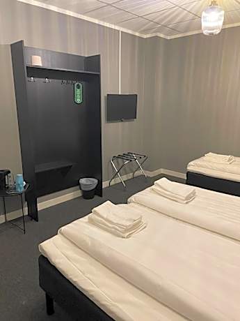 Triple Room - No Window