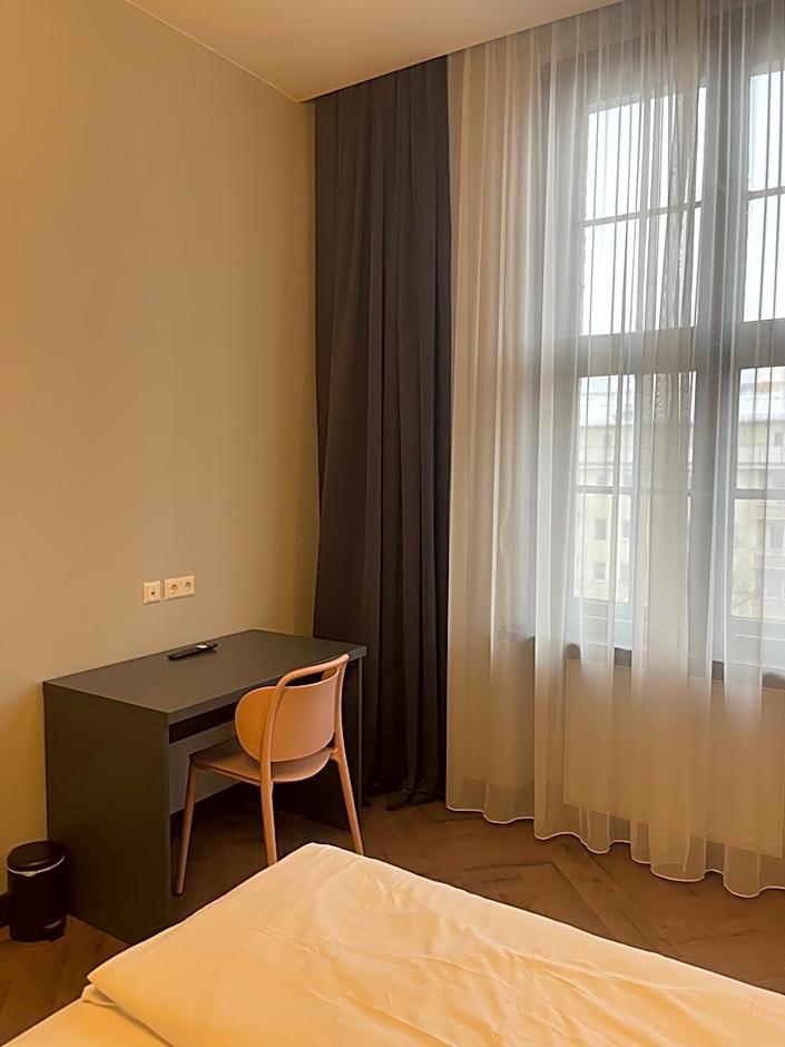 Motel Blue Messe