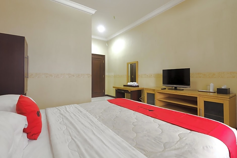 RedDoorz Syariah @ Cipanas