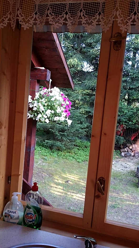 Chatka Nad Strumieniem