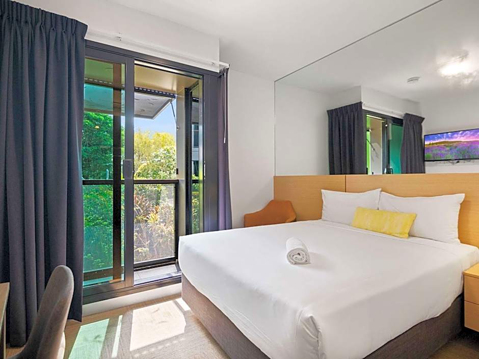 Ibis Darwin Airport Hotel