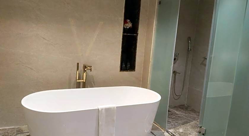 Ramada by Wyndham Ghaziabad Vasundhara