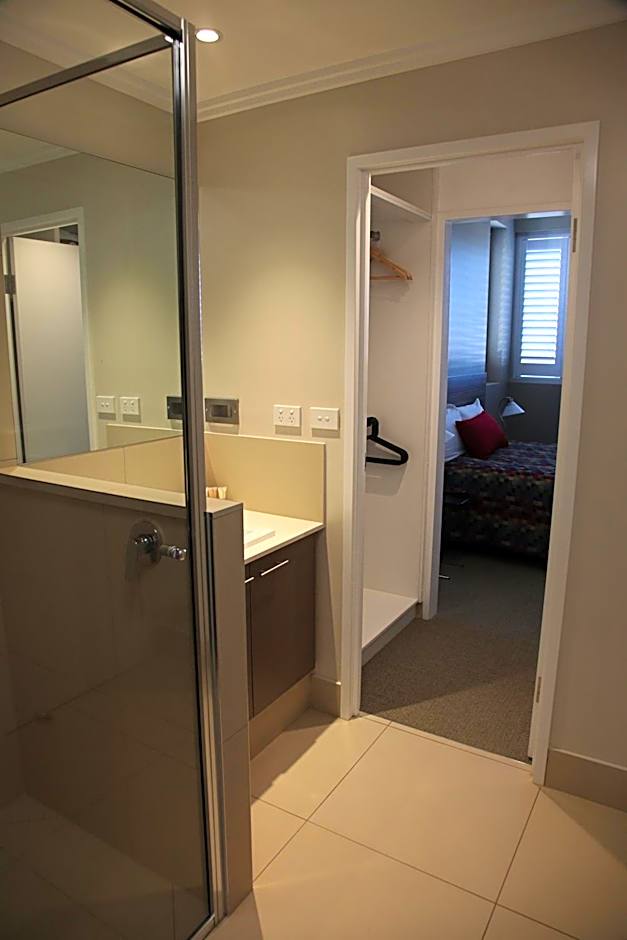 Laguna Serviced Apartments