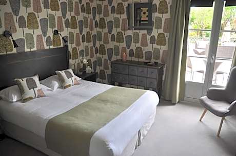 Deluxe Double Room with Terrace