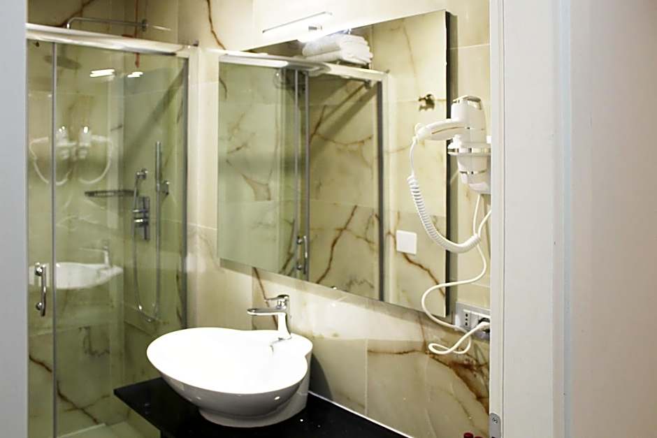 CSI Group - Hotel Metropoli