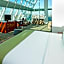LIC Manhattan View Hotel