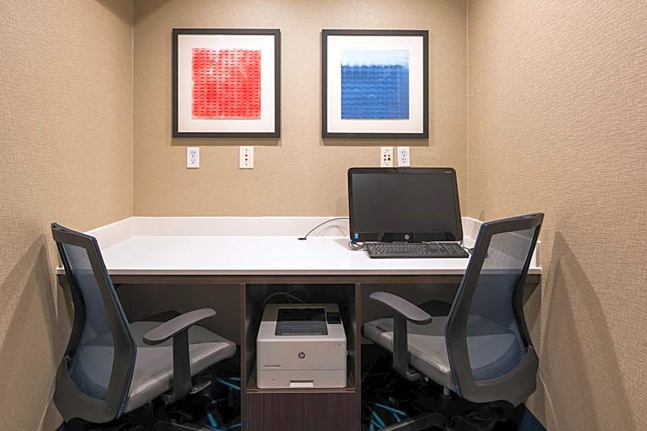 Holiday Inn Express Hotel & Suites Livermore By IHG