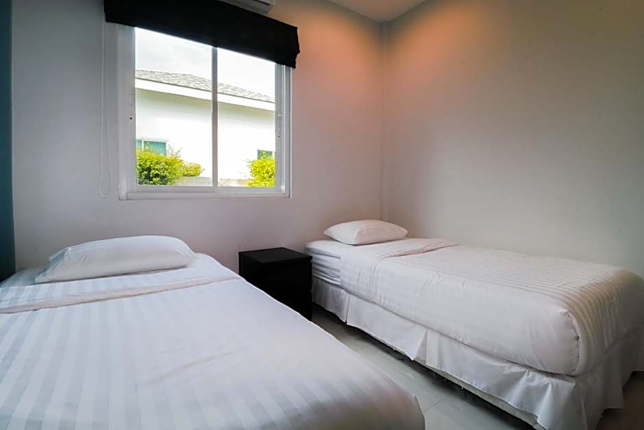 Chaum Haus Pool Villas