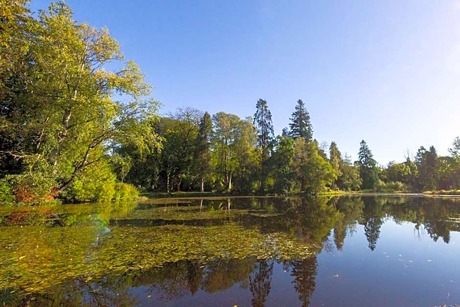 Moffat Manor Holiday Resort